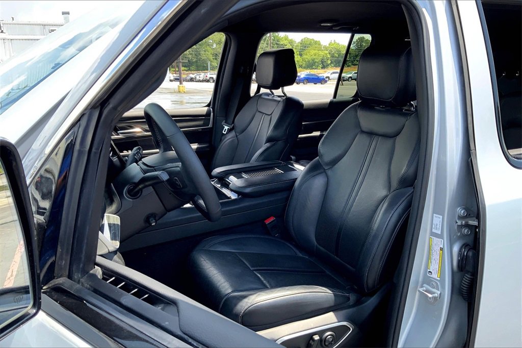 2022 Jeep Wagoneer Series II photo 24