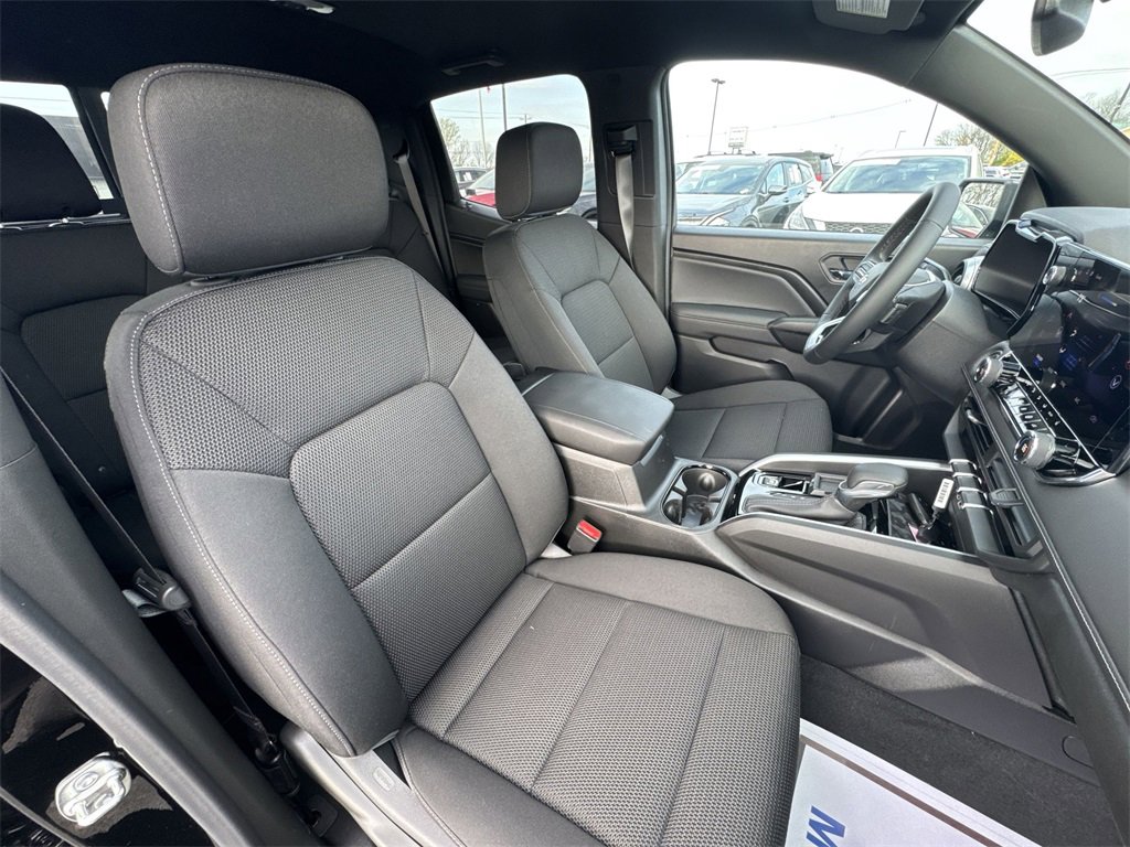 2025 Chevrolet Colorado Work Truck LT photo 24