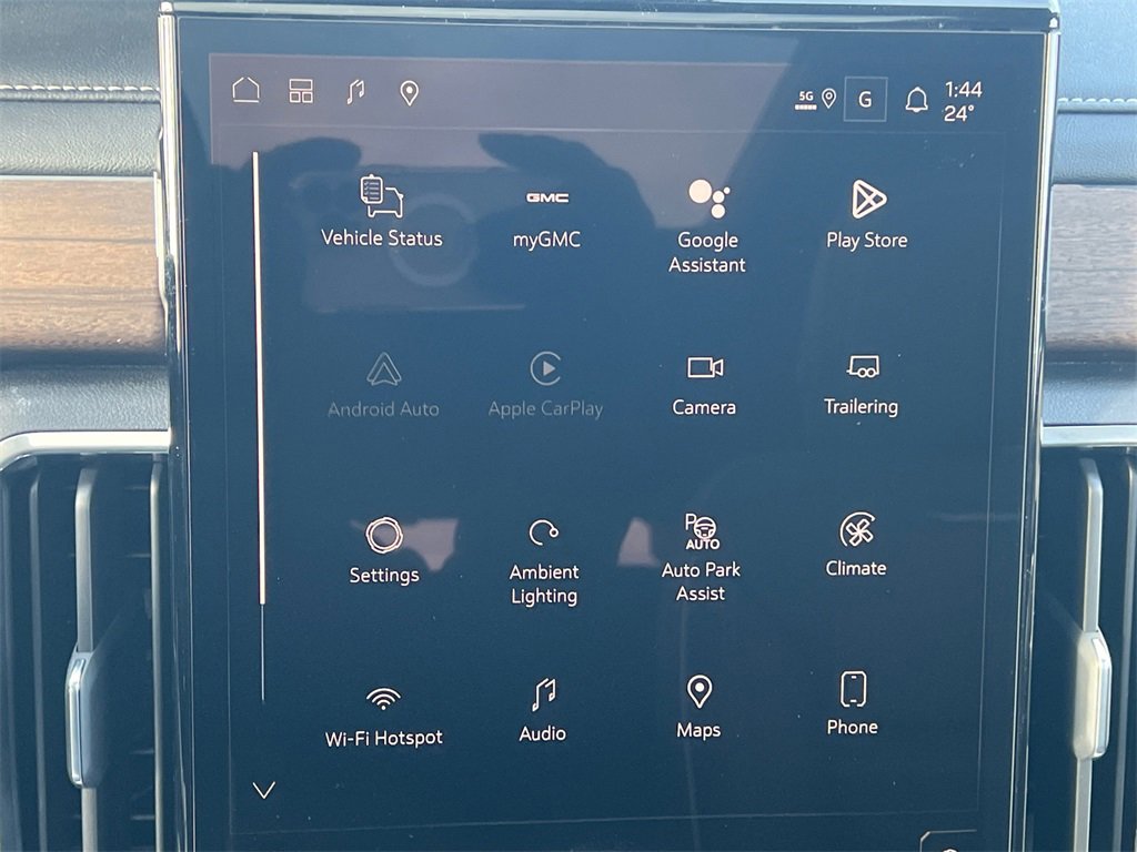 2026 GMC ACADIA - Image 22