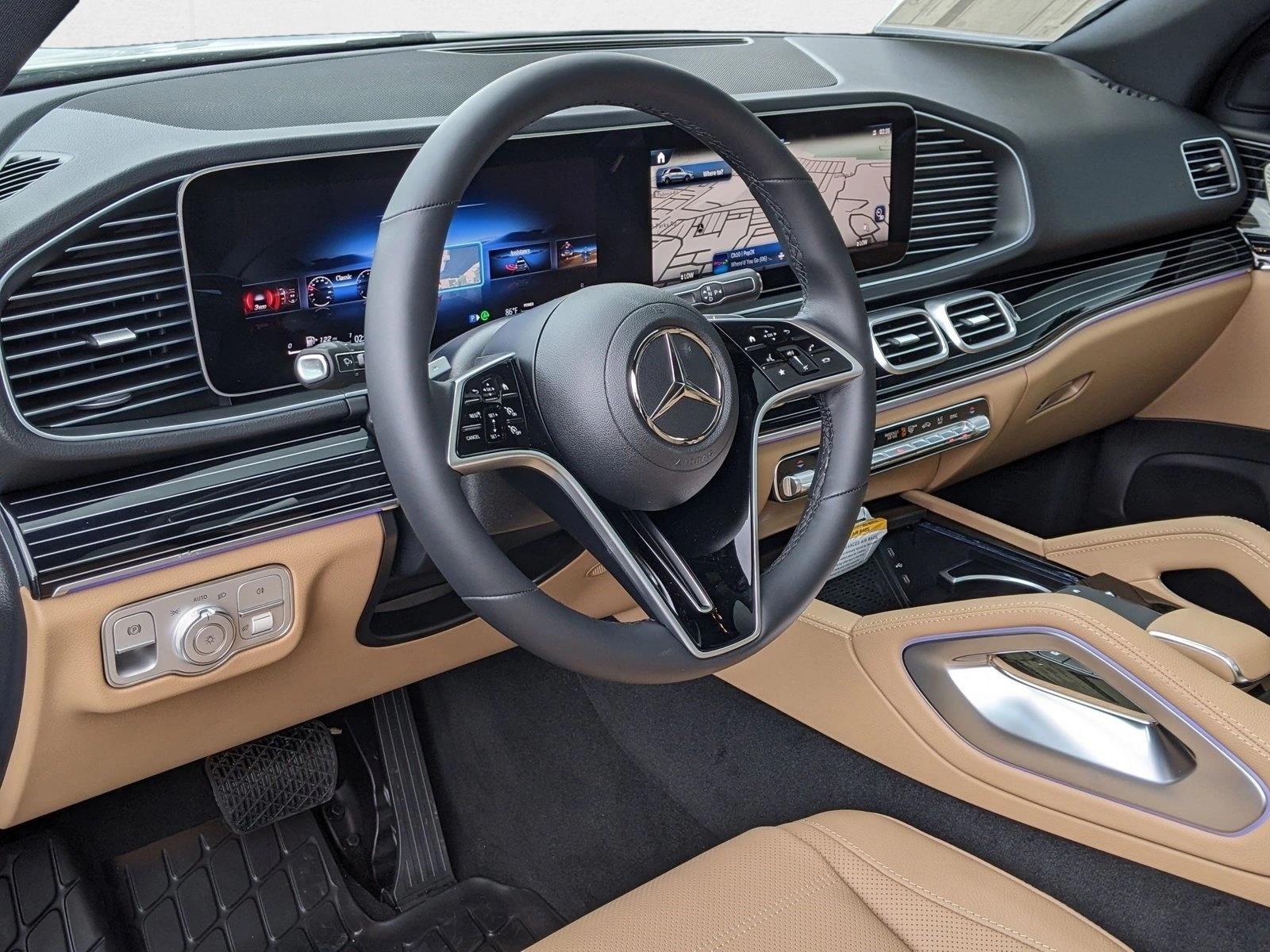 2025 Mercedes Benz GLE 450 4MATIC photo 3