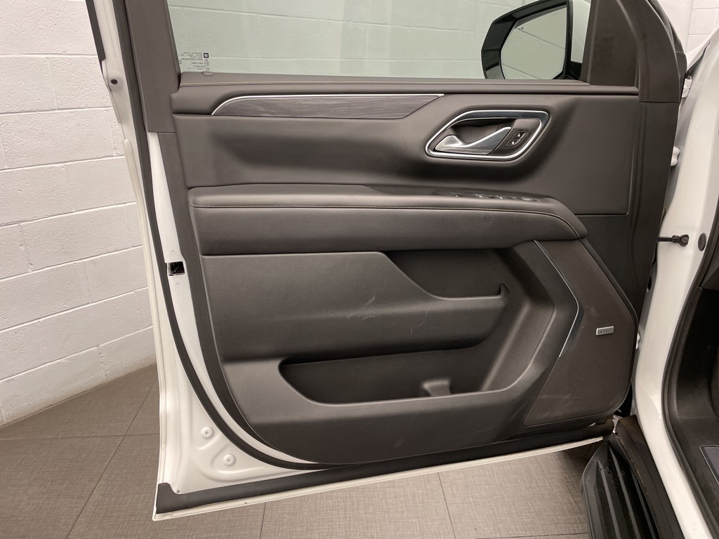 2024 Gmc Yukon SLT photo 17