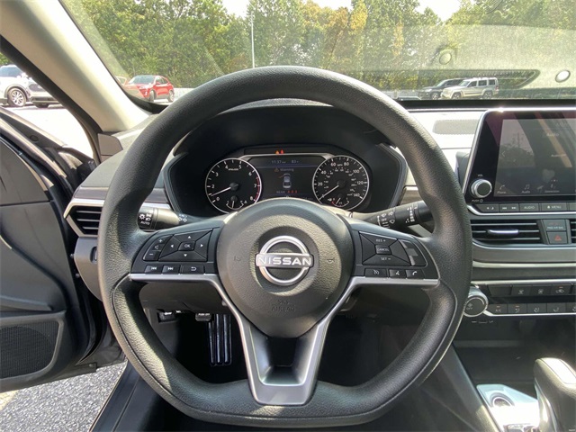 2024 Nissan Altima 2.5 SV photo 17