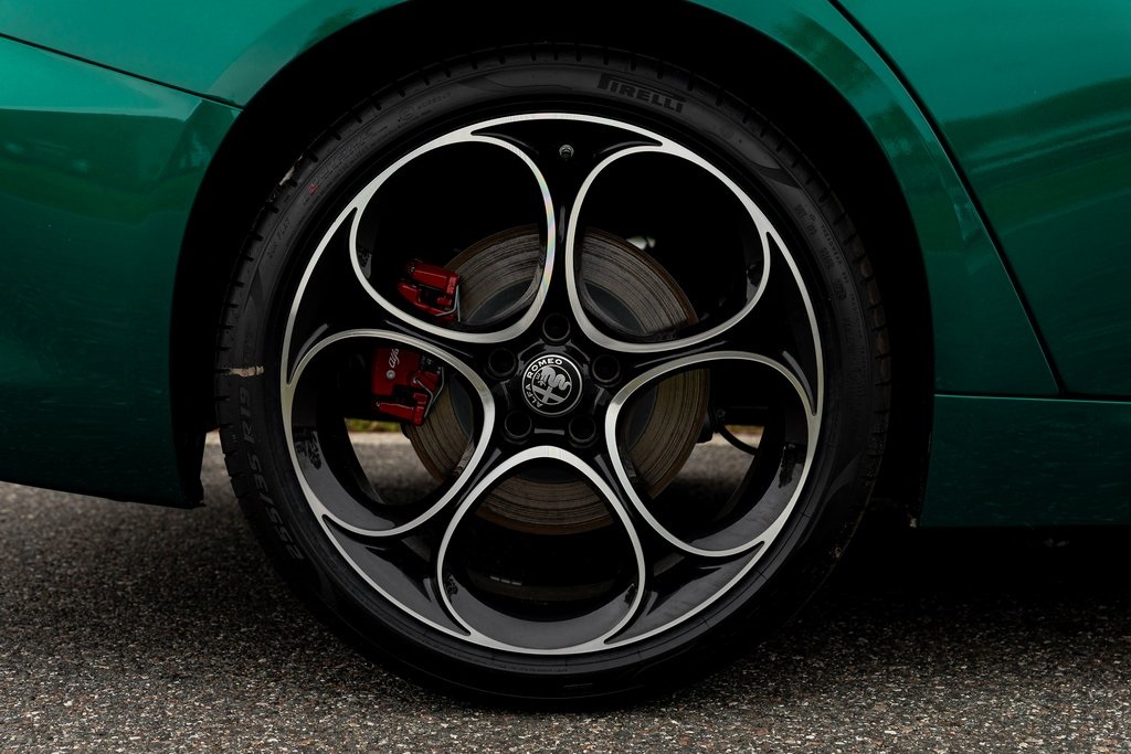 2025 Alfa Romeo Giulia Base photo 11