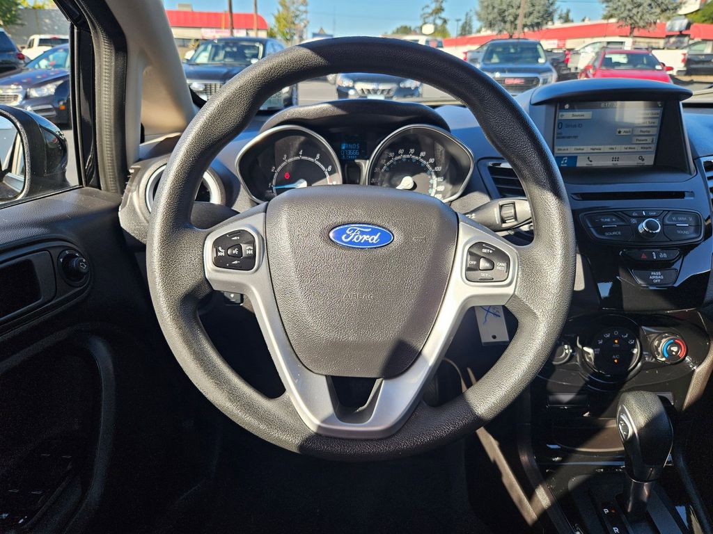 2019 Ford Fiesta SE photo 14