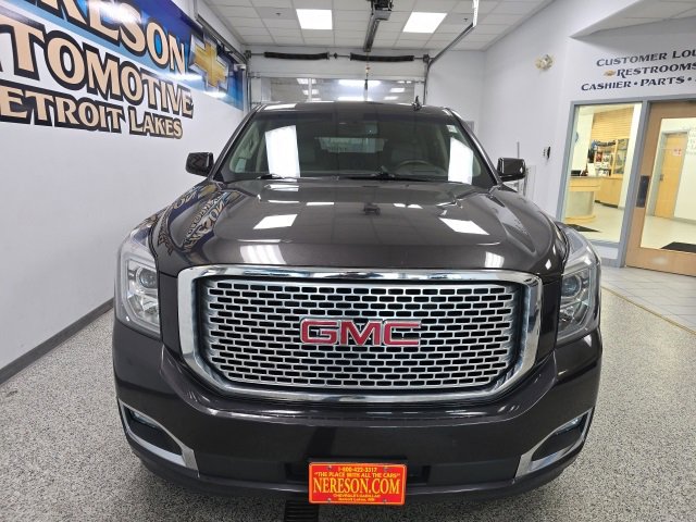 Used 2017 GMC Yukon XL Denali with VIN 1GKS2HKJ6HR198182 for sale in Detroit Lakes, Minnesota
