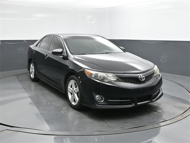 2014 Toyota Camry L photo 19