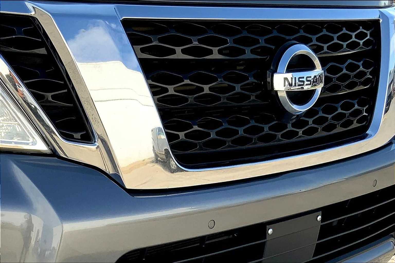 2020 Nissan Armada SL photo 28