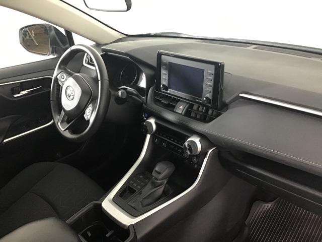 2022 Toyota RAV4 XLE photo 20