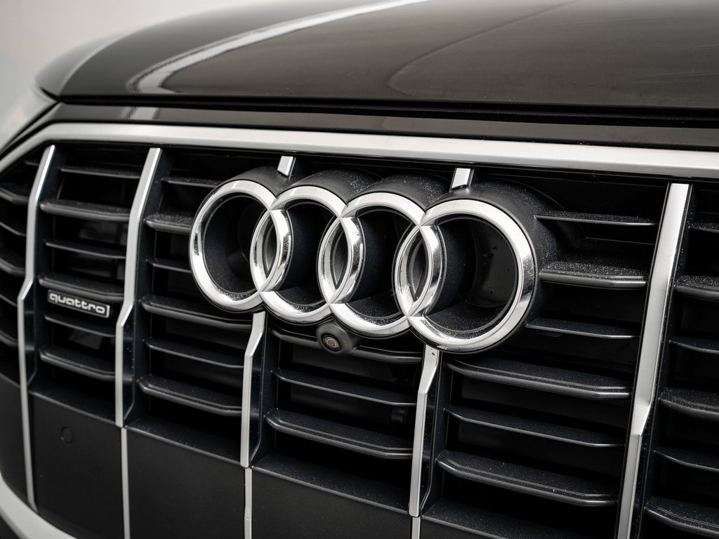 2021 Audi Q7 55 Premium Plus photo 3