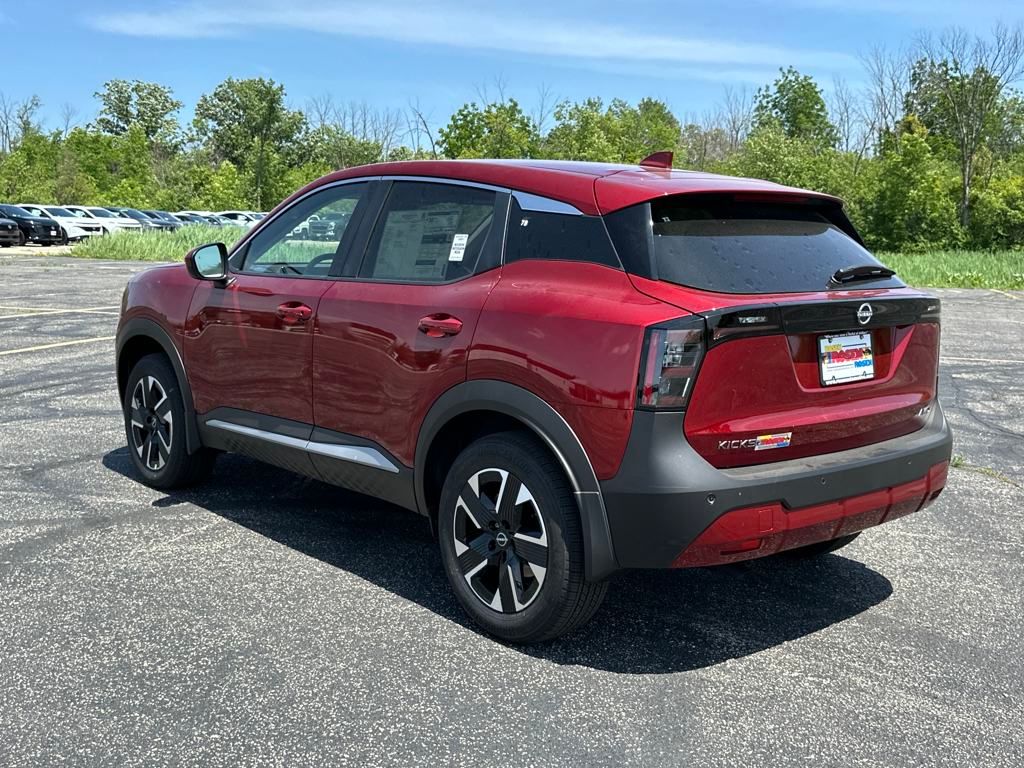 2025 Nissan Kicks SV photo 3