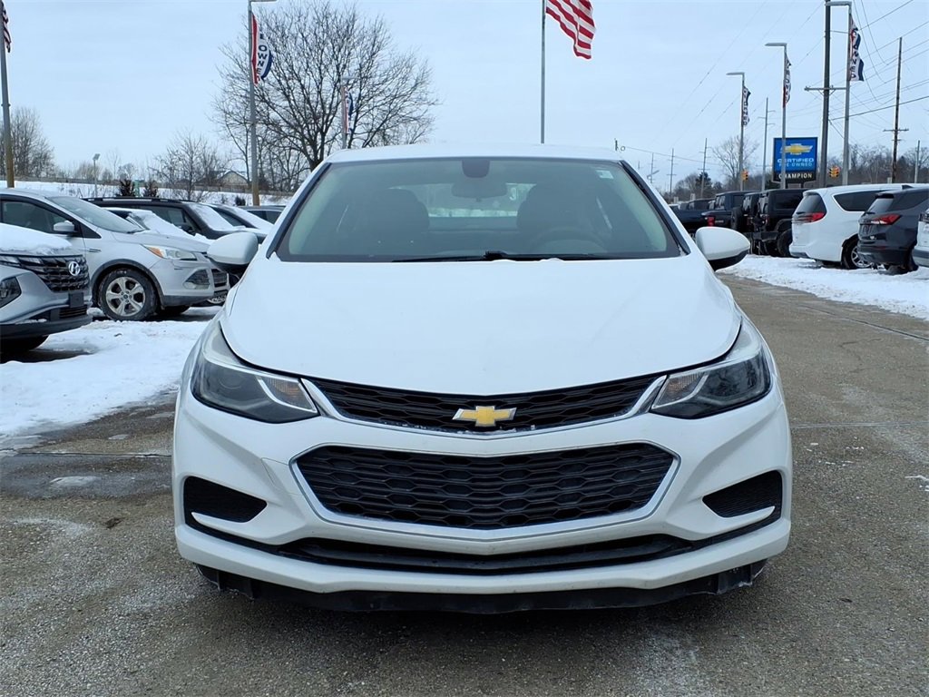 Used 2017 Chevrolet Cruze LT with VIN 1G1BE5SM6H7164033 for sale in Howell, MI