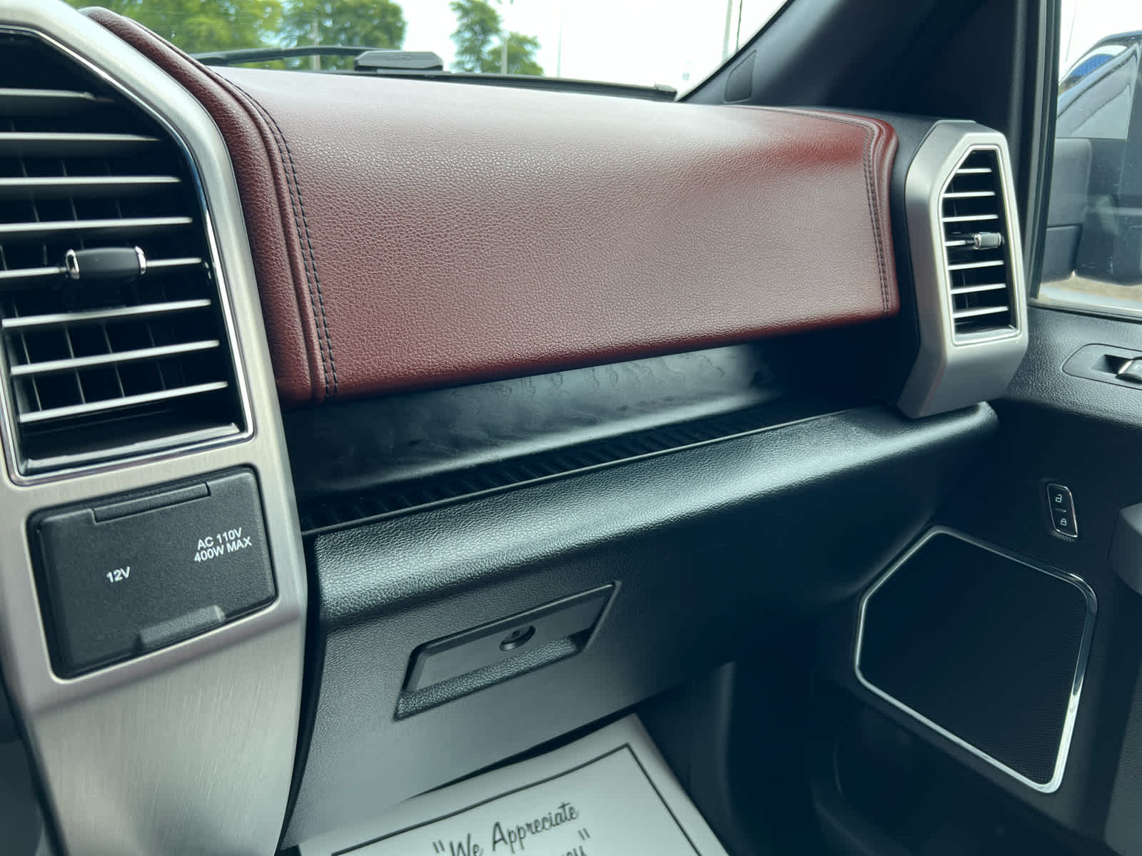 2018 Ford F-150 Platinum photo 19