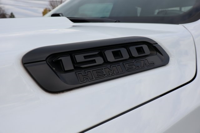 2020 Ram 1500 Big Horn Night Edition photo 4