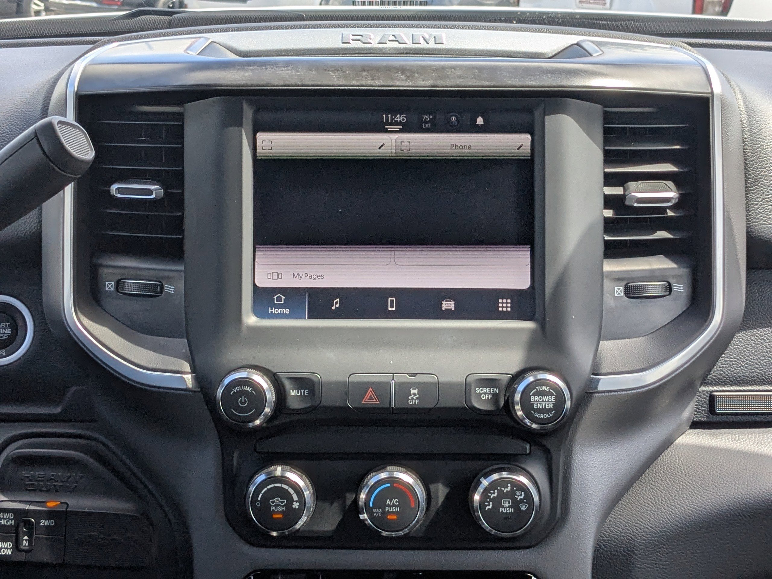 2024 Ram 2500 Big Horn photo 16