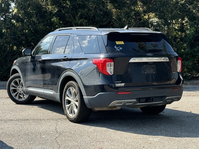 2021 Ford Explorer XLT photo 3