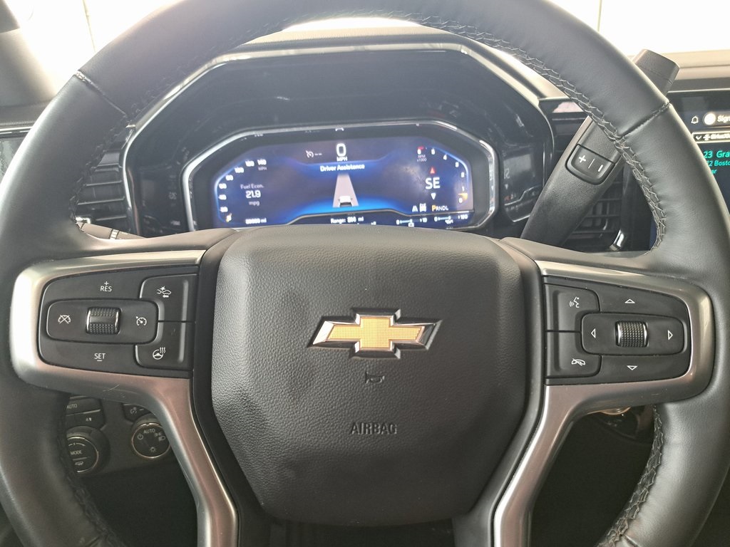 2025 Chevrolet Silverado 1500 LT photo 10