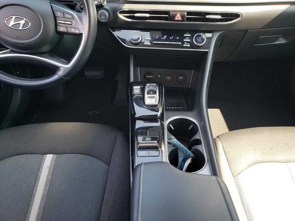 2020 Hyundai Sonata SEL photo 18