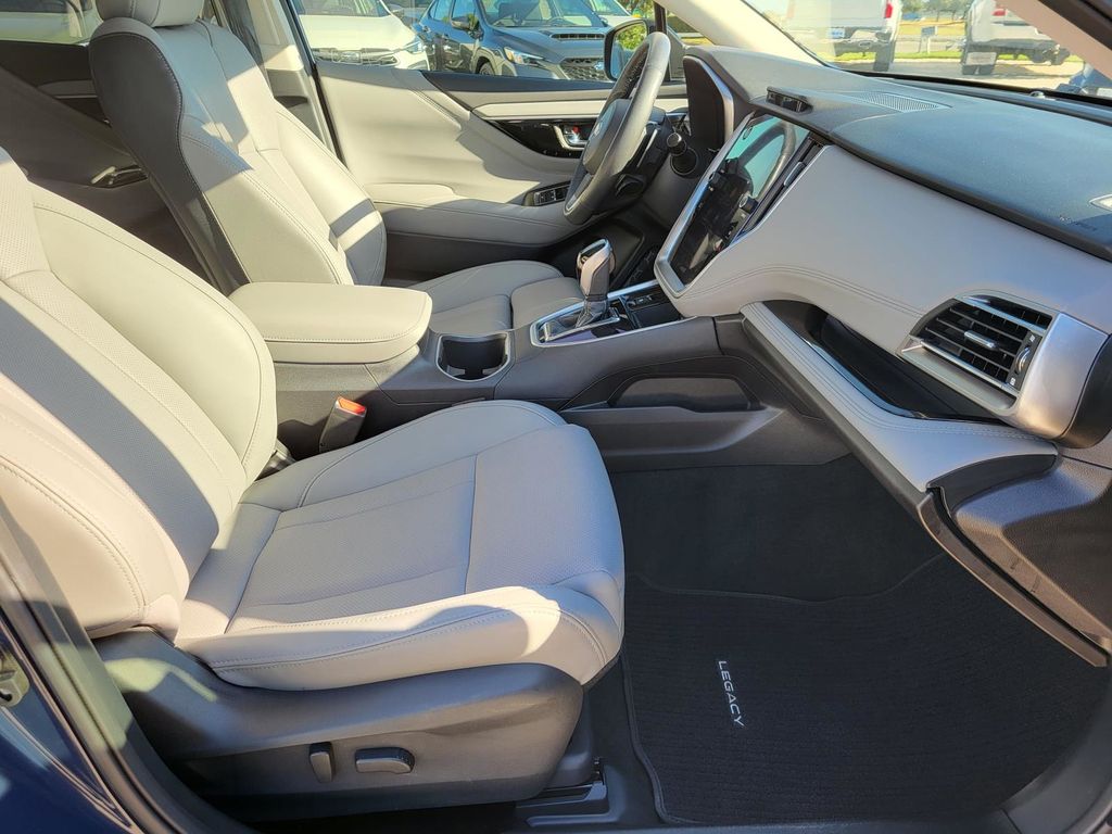 2023 Subaru Legacy Limited photo 7