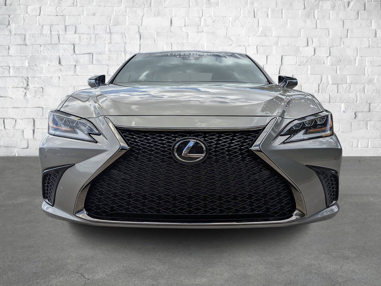 2019 Lexus ES 350 F SPORT photo 2