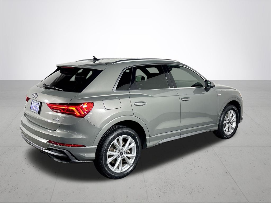 2022 Audi Q3 Premium S line photo 5