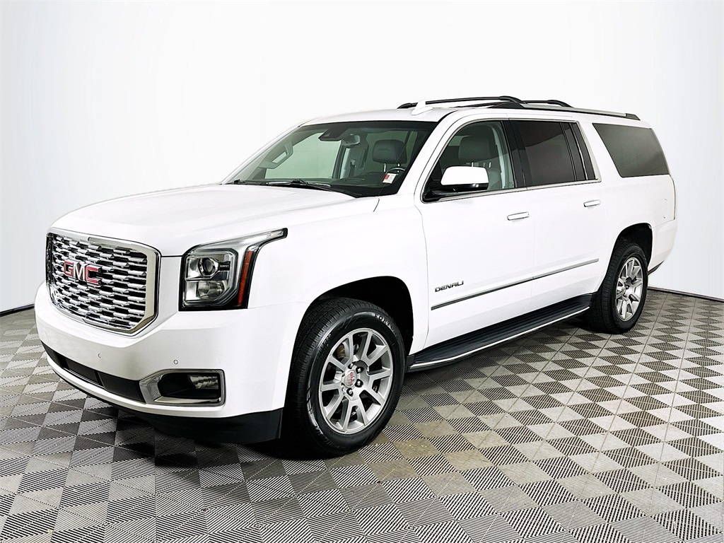 2018 GMC Yukon XL Denali's photo