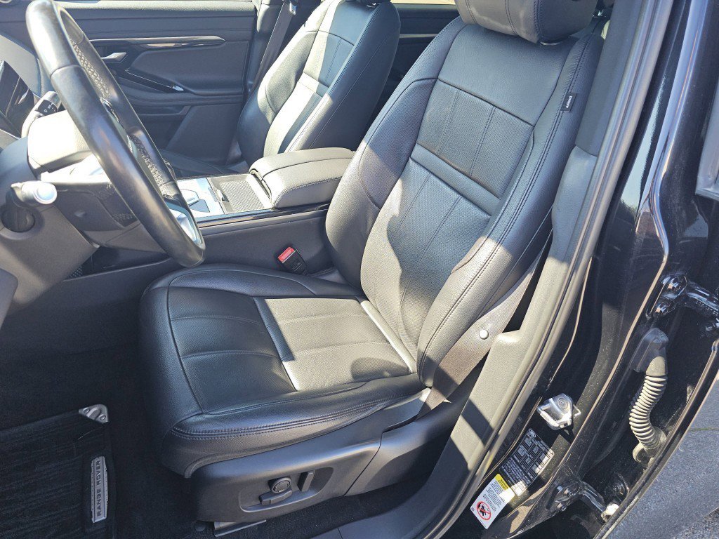2020 Land Rover Range Rover Evoque SE photo 3