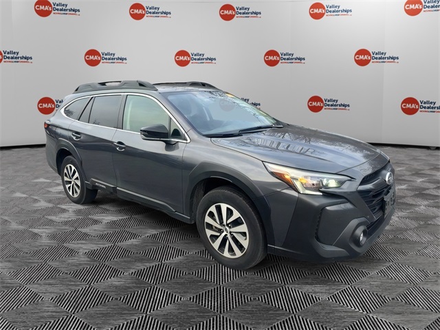 2024 Subaru Outback Premium's photo