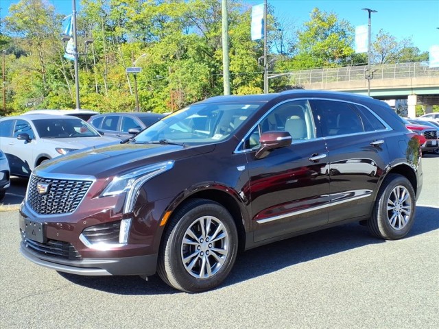 2021 Cadillac XT5 Premium Luxury photo 3