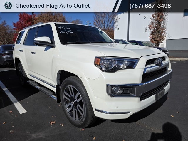 2017 Toyota 4Runner Limited 4WD photo 3