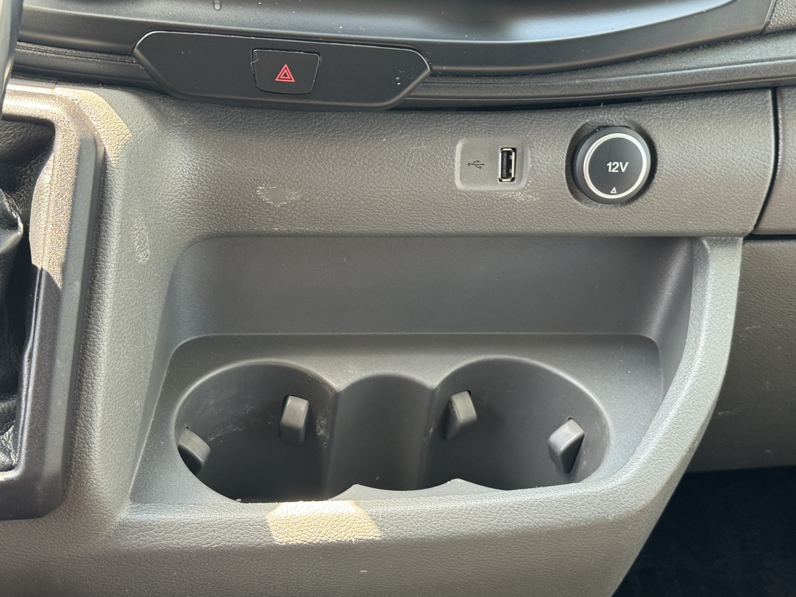 2022 Ford Transit photo 16