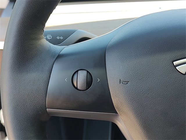 2022 Tesla Model Y Long Range photo 18