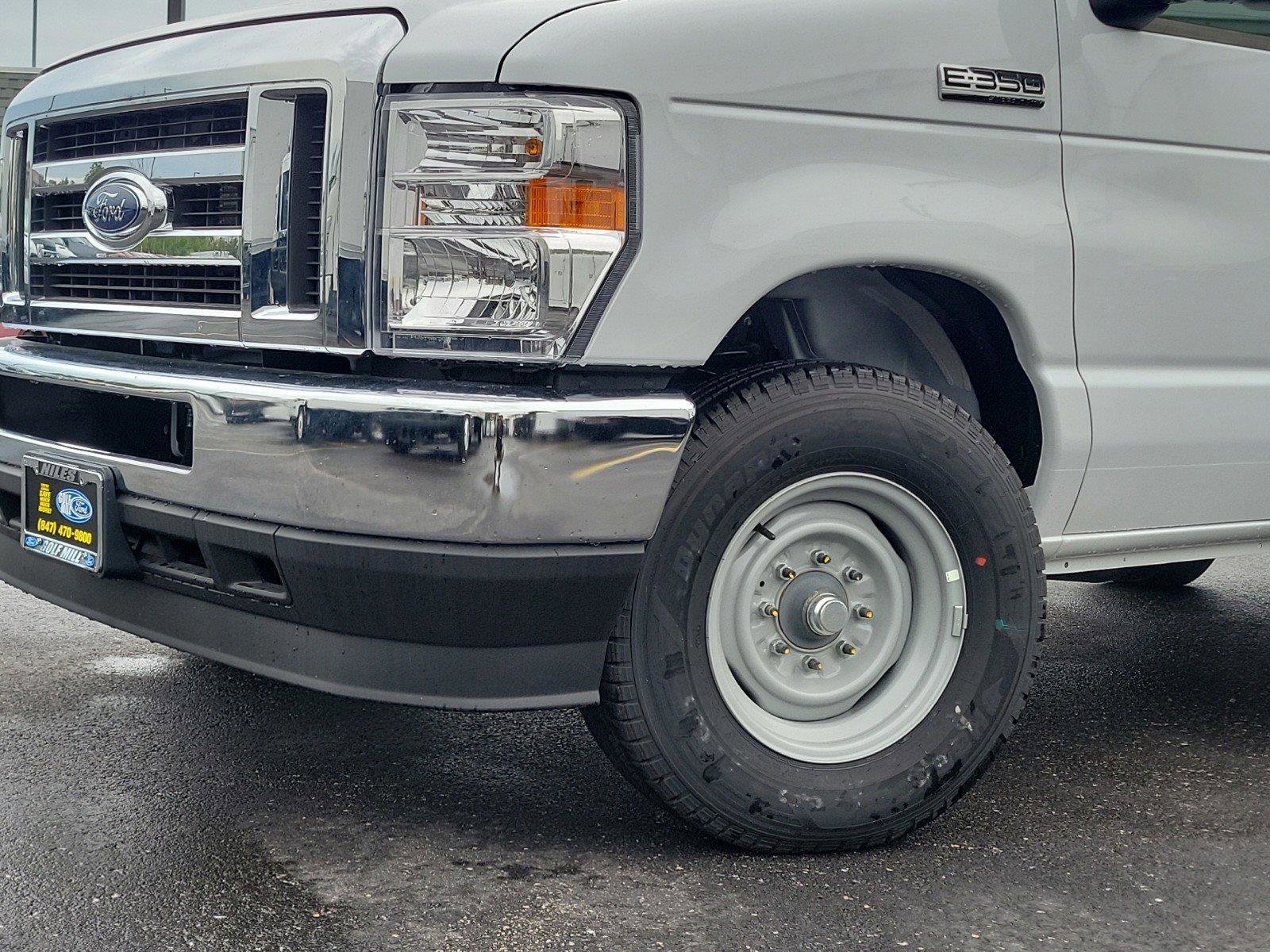 2025 FORD E-350 - Image 3