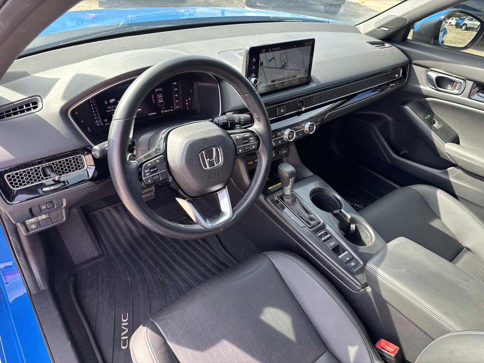 2022 Honda Civic Hatchback Sport Touring photo 38
