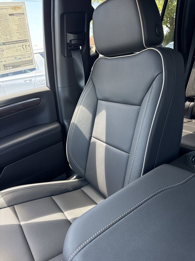 2025 Chevrolet Tahoe Premier photo 37
