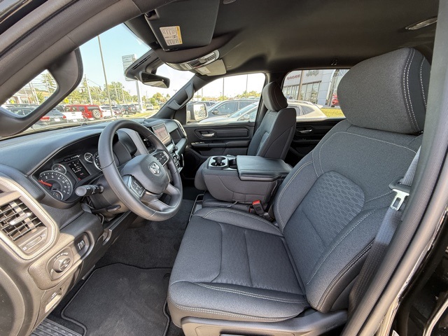 2025 Ram 1500 Tradesman photo 11