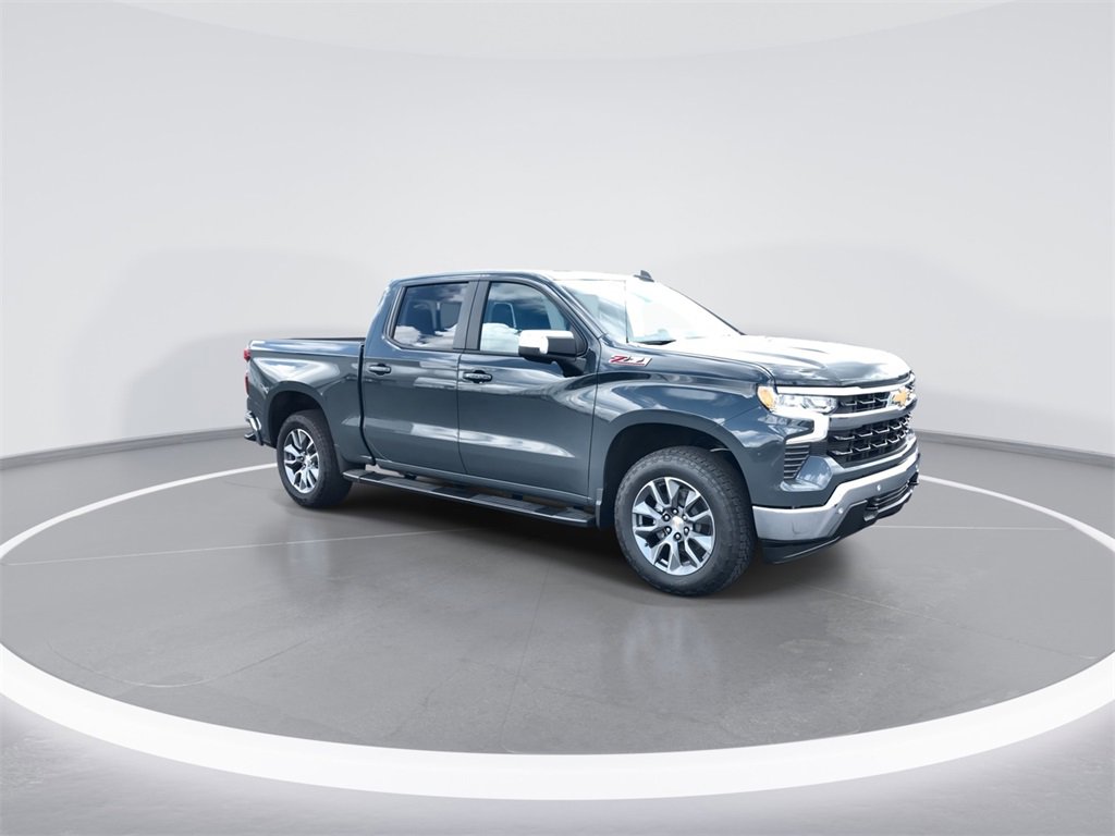 2026 Chevrolet Silverado 1500 LT photo 2