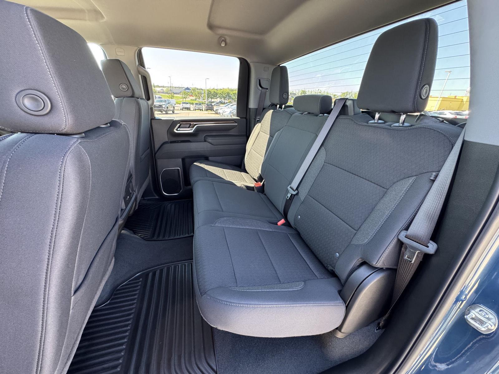 2026 Chevrolet Silverado 2500HD LT photo 27