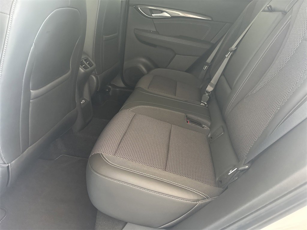2021 Buick Envision Preferred photo 29