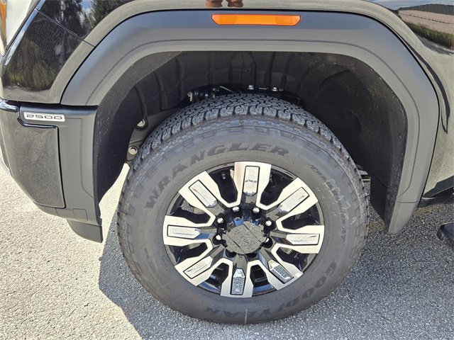 2026 Gmc Sierra 2500 HD Denali photo 4