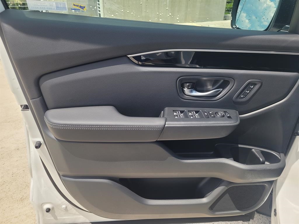 2025 Honda Pilot Touring photo 15