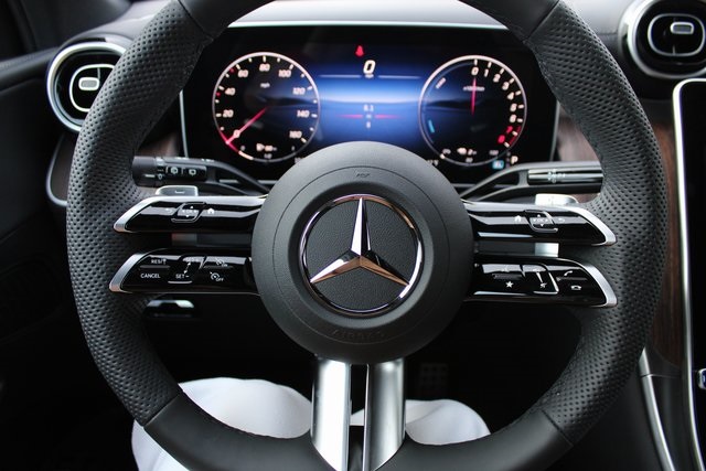 2025 Mercedes Benz GLC 350e 4MATIC photo 16