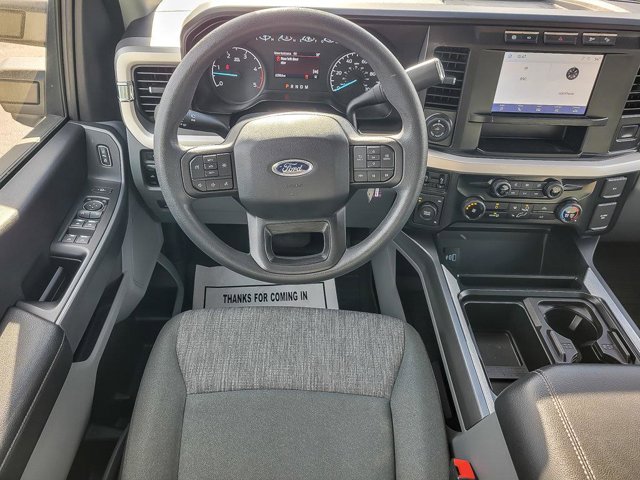 2023 FORD F-450 - Image 46