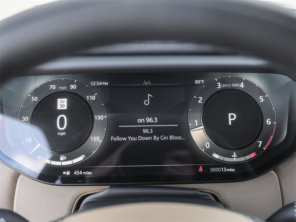 2025 Land Rover Range Rover Sport SE photo 13