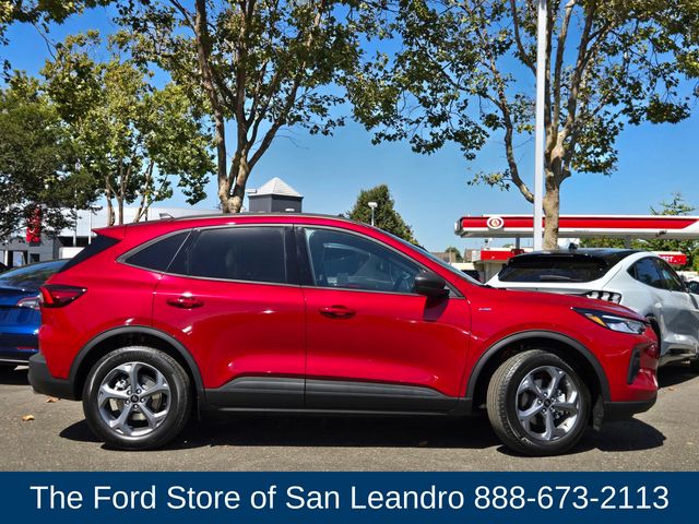 2025 Ford Escape Hybrid ST-Line photo 6