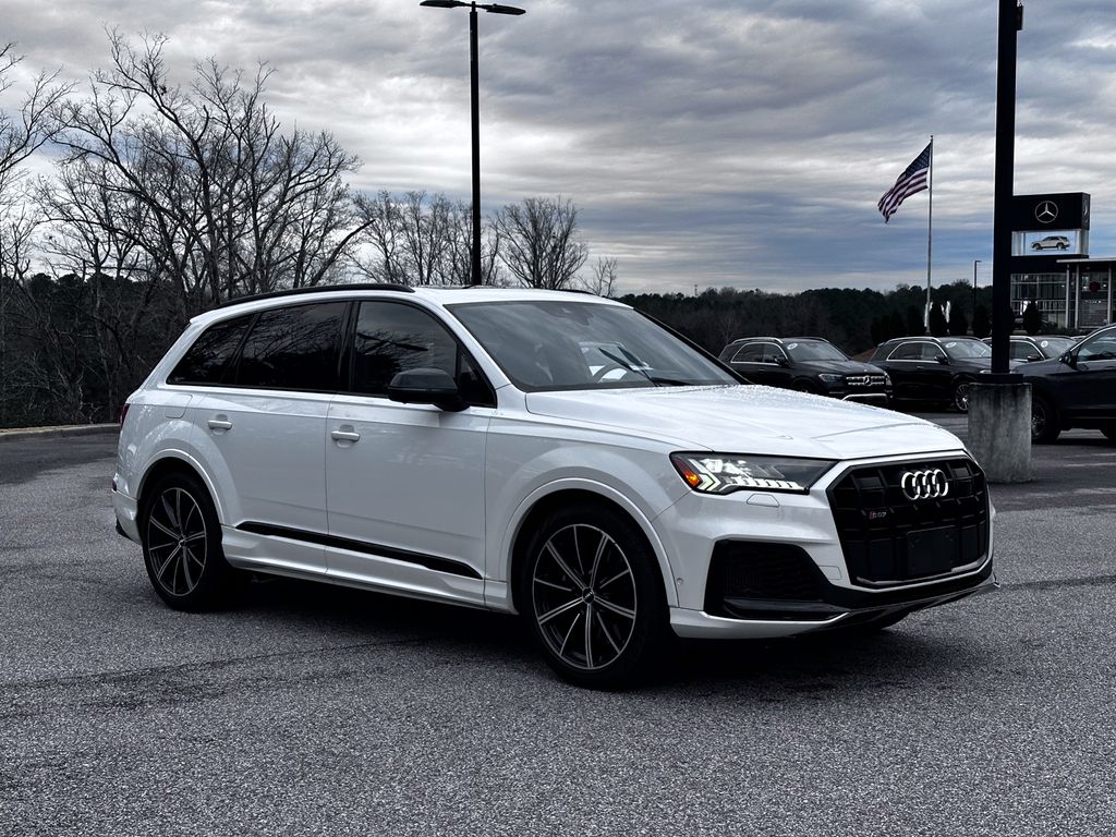 2020 Audi SQ7 Prestige's photo