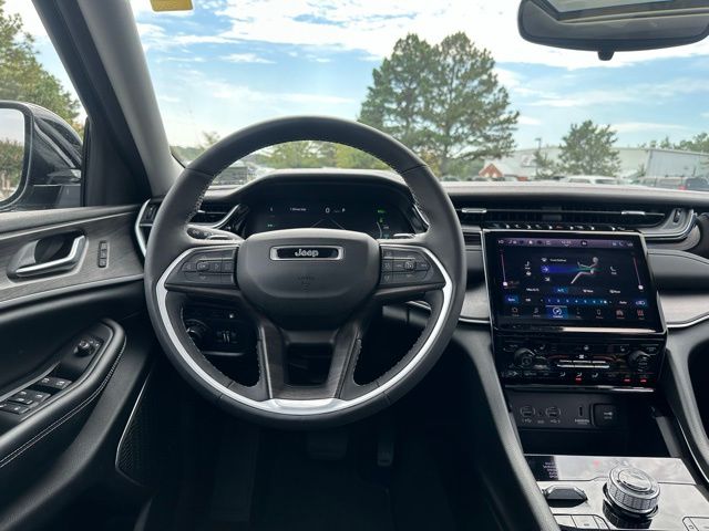 2023 Jeep Cherokee 4xe photo 17