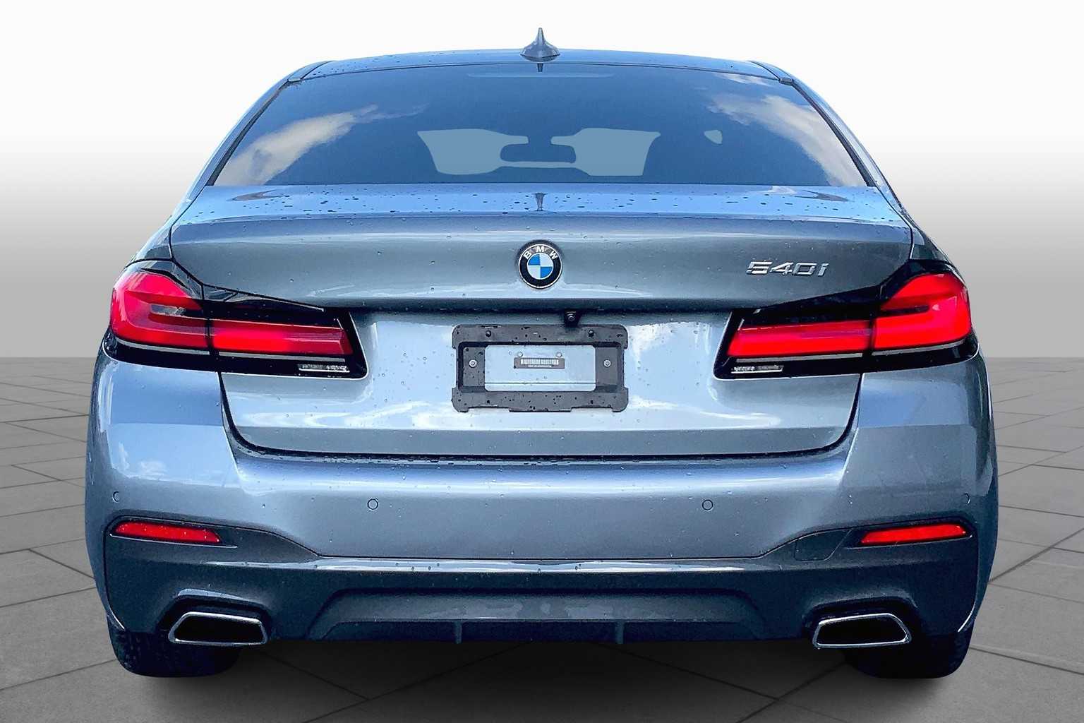 2021 Bmw 540i photo 4