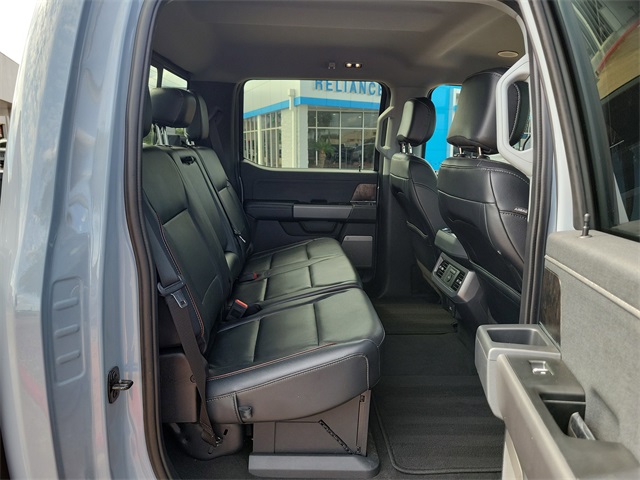 2024 Ford F-250 photo 14