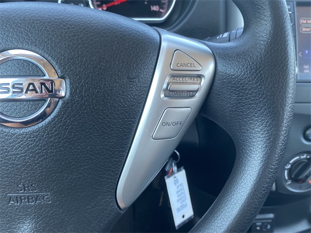 2019 Nissan Versa 1.6 SV photo 24
