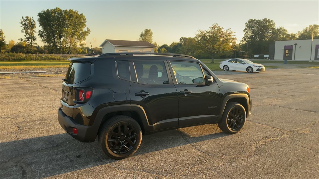 2022 Jeep Renegade Altitude photo 8